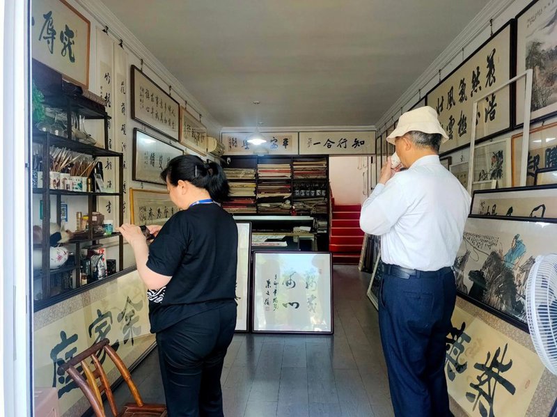 字画拍卖：古董的艺术价值如何评估？